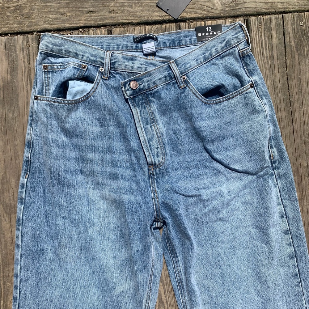 Crossover Straight Leg Jeans- Light Blue Wash